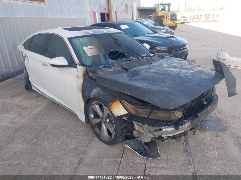 1HGCV2F9XJA045136 HONDA ACCORD SEDAN TOURING 2.0T 2018