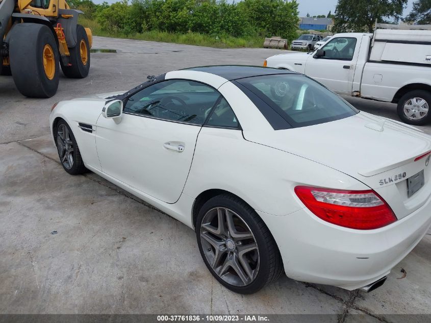 2013 MERCEDES-BENZ SLK-CLASS SLK 250 WDDPK4HA7DF057205