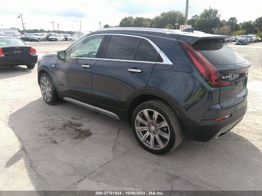 1GYFZCR45MF051174 Cadillac XT4 FWD PREMIUM LUXURY 3