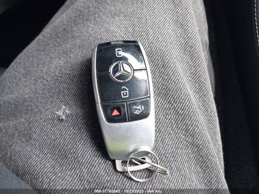 2017 MERCEDES-BENZ E 300 4MATIC WDDZF4KB7HA198129