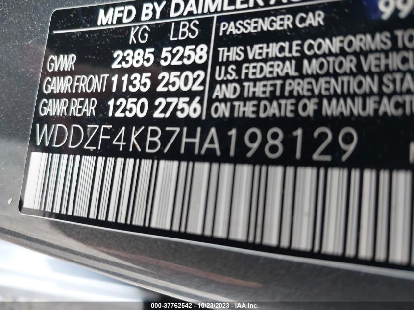 2017 MERCEDES-BENZ E 300 4MATIC WDDZF4KB7HA198129