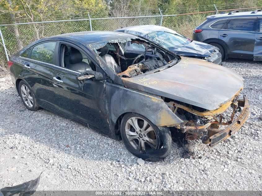 2013 HYUNDAI SONATA SE/LIMITED - 5NPEC4AC5DH710145