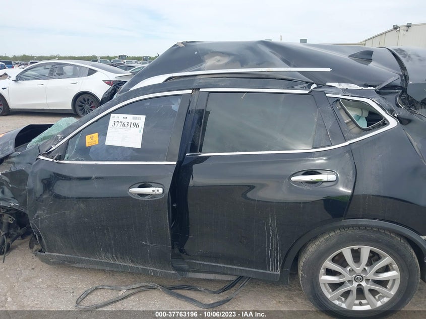 VIN KNMAT2MT8KP506150 2019 NISSAN ROGUE SV