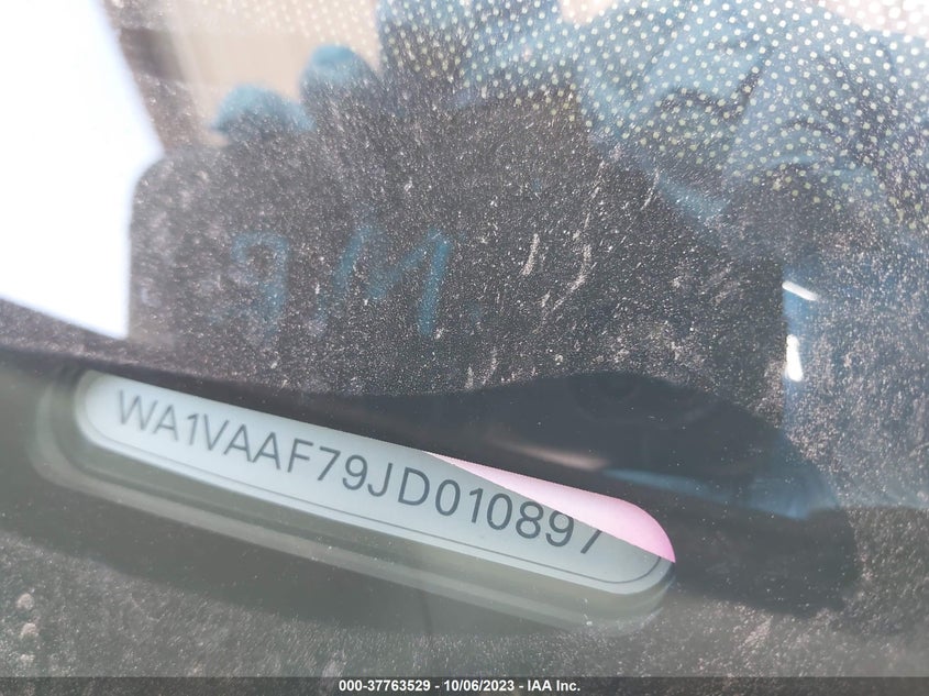 VIN WA1VAAF79JD010897 2018 AUDI Q7 PRESTIGE