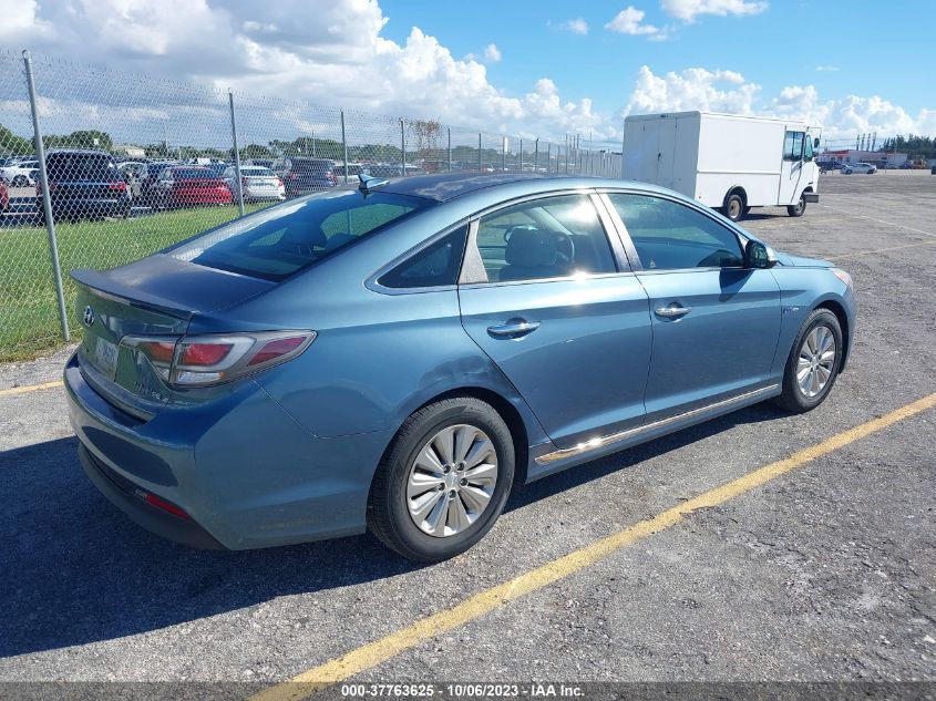 2016 HYUNDAI SONATA HYBRID SE - KMHE24L17GA038739