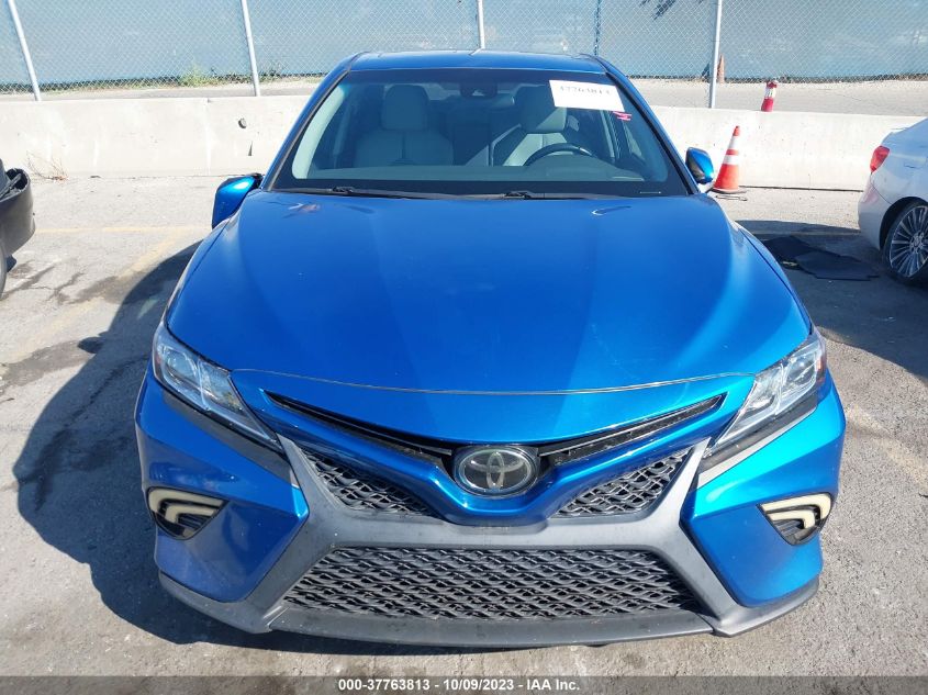 2018 TOYOTA CAMRY LE/SE/XLE/L - 4T1B11HK0JU122011