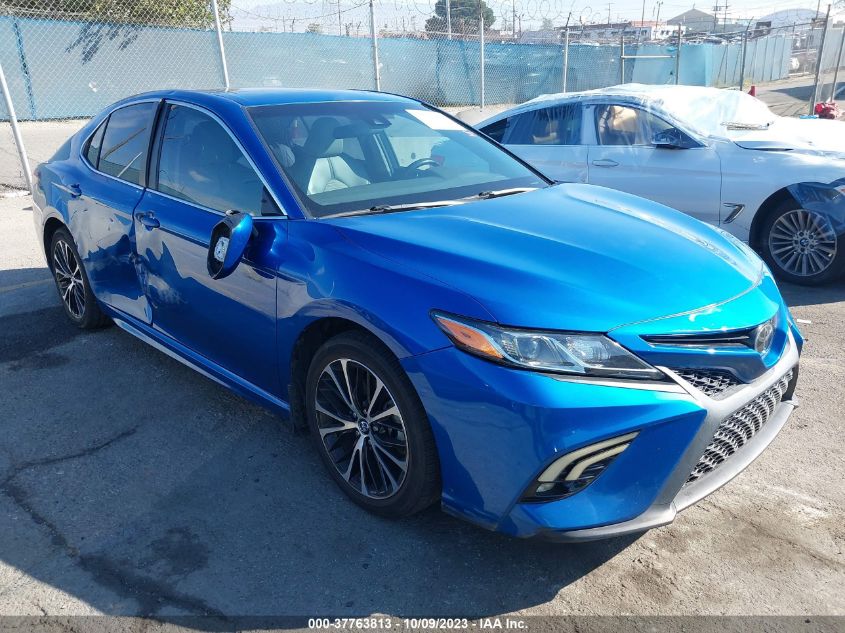 2018 TOYOTA CAMRY LE/SE/XLE/L - 4T1B11HK0JU122011