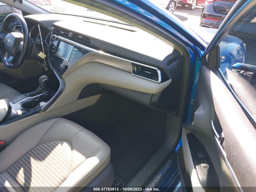 2018 TOYOTA CAMRY LE/SE/XLE/L - 4T1B11HK0JU122011