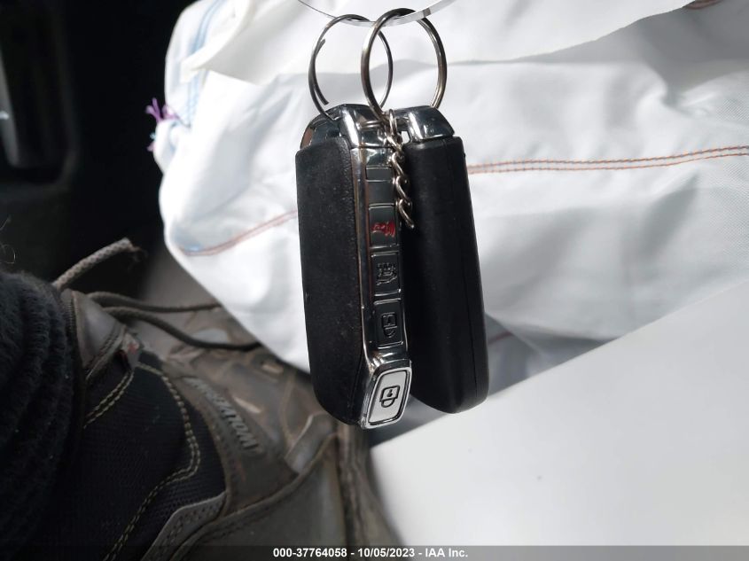 2023 KIA SORENTO HYBRID EX KNDRHDLG2P5175301