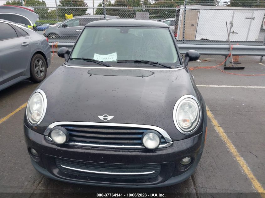 2013 MINI HARDTOP COOPER WMWSU3C58DT677563