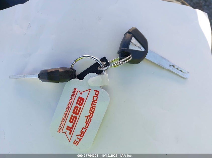 VIN JKAEXKG10PDAS2768 2023 KAWASAKI EX400