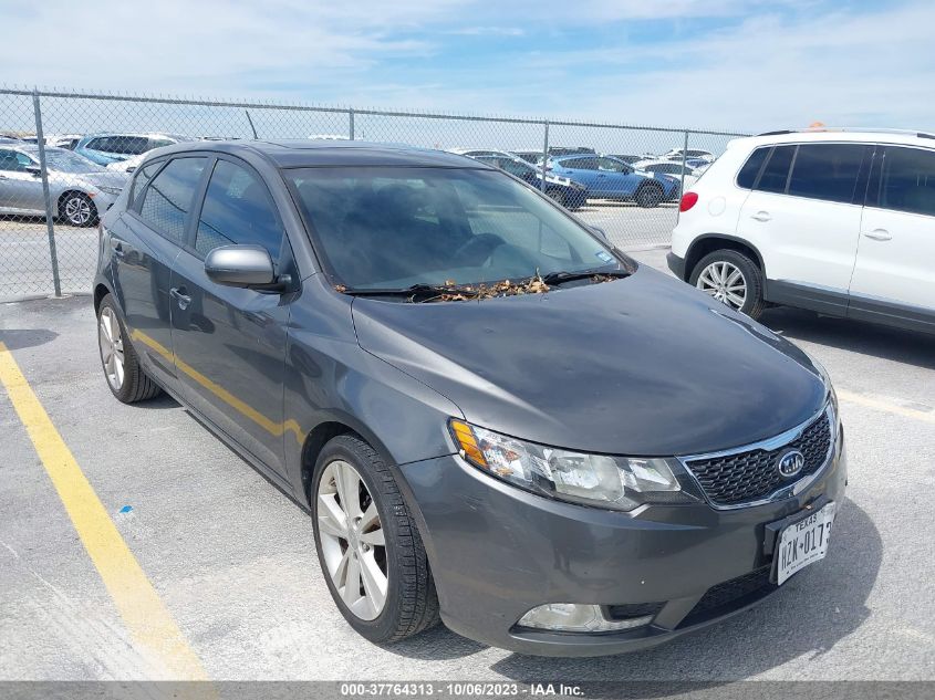 2013 KIA FORTE 5-DOOR SX - KNAFW5A39D5690299