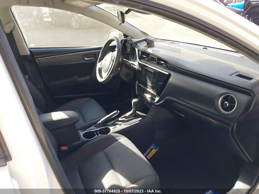 VIN 2T1BURHE8JC110688 2018 TOYOTA COROLLA L/LE/XLE/SE/XSE