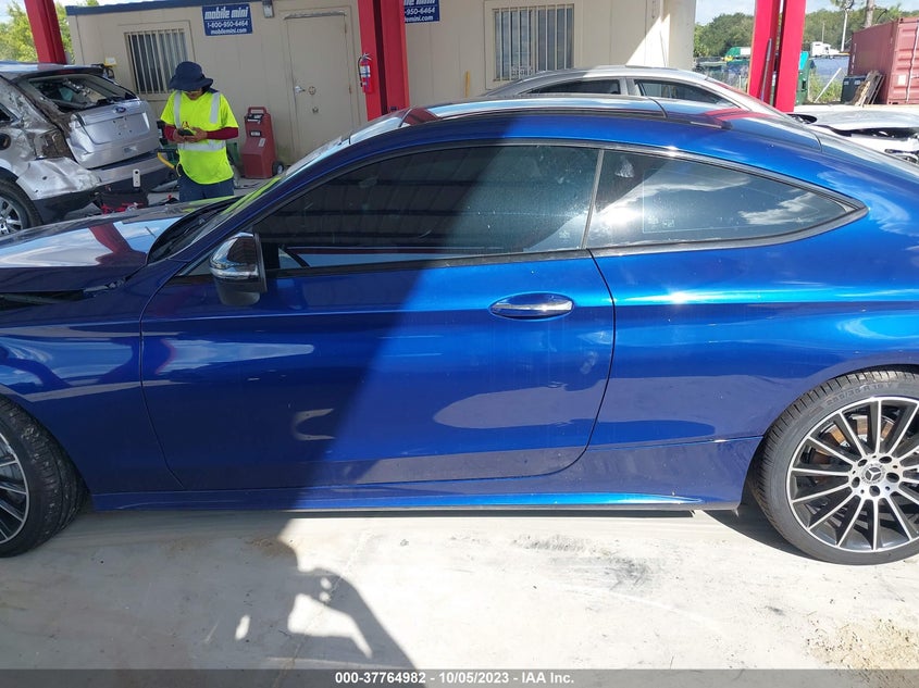 VIN WDDWJ4JB5JF749217 2018 MERCEDES-BENZ C-CLASS C 300