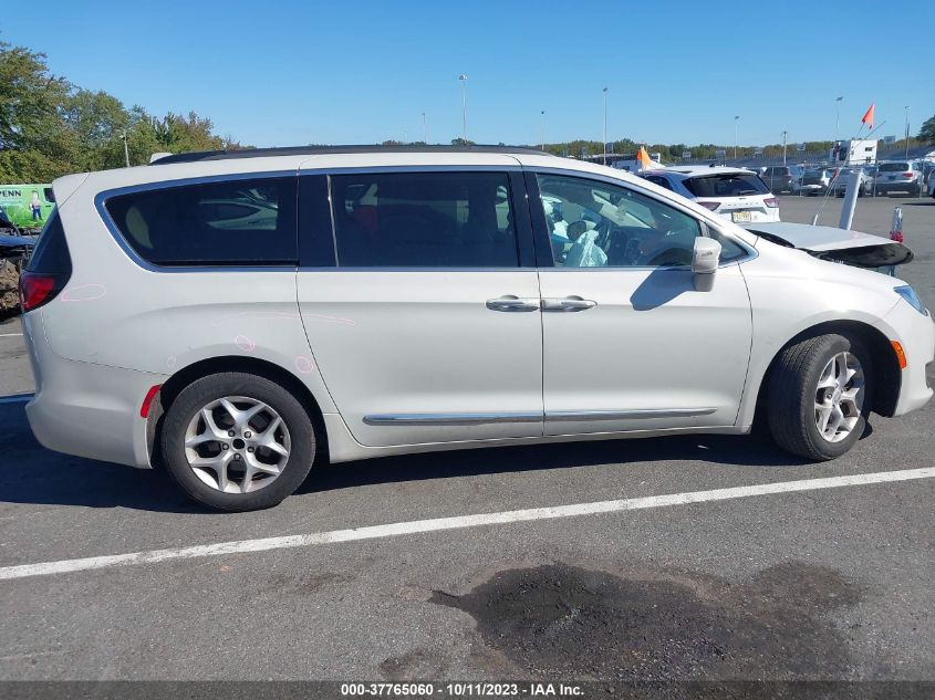 2C4RC1BG8HR704222 2017 CHRYSLER PACIFICA, photo no. 13