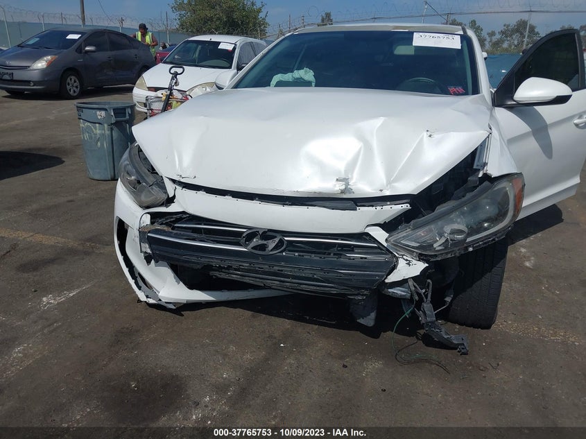 VIN 5NPD84LF0HH041129 2017 HYUNDAI ELANTRA SE