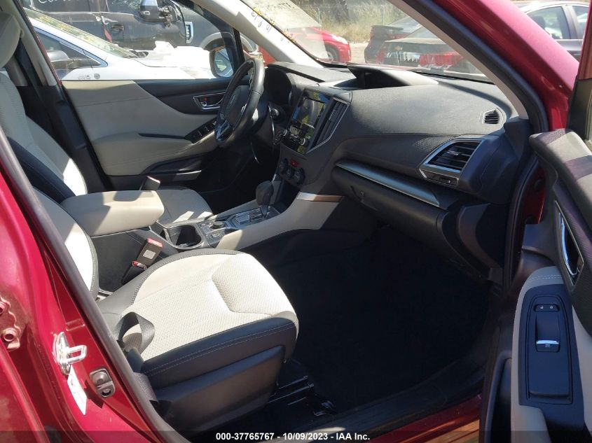 2019 SUBARU FORESTER PREMIUM - JF2SKAEC2KH492659