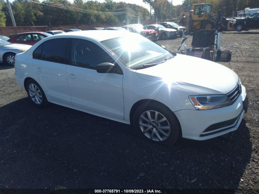 2016 VOLKSWAGEN JETTA SEDAN 1.4T SE - 3VWD67AJ2GM252529