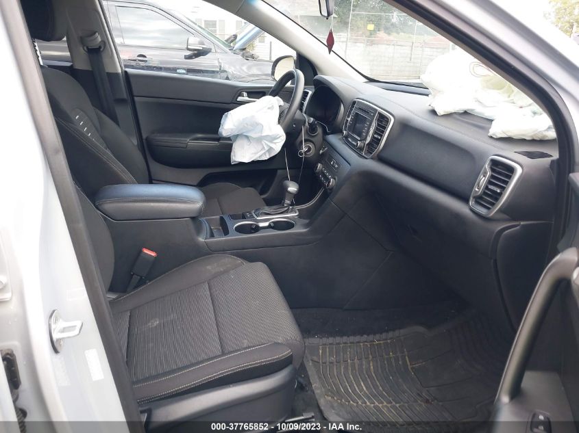 VIN KNDPM3AC3J7385351 2018 KIA SPORTAGE LX