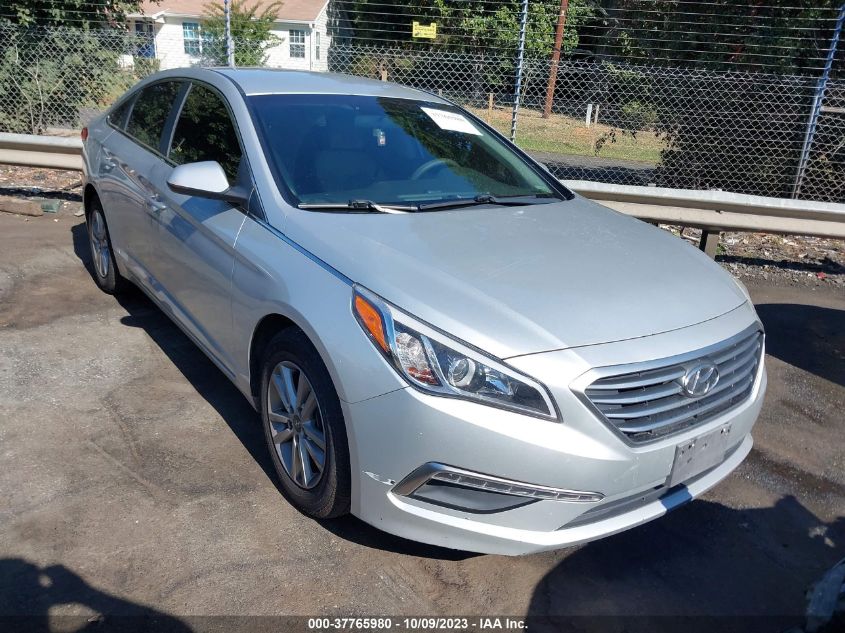 2015 HYUNDAI SONATA 2.4L SE - 5NPE24AF6FH003409