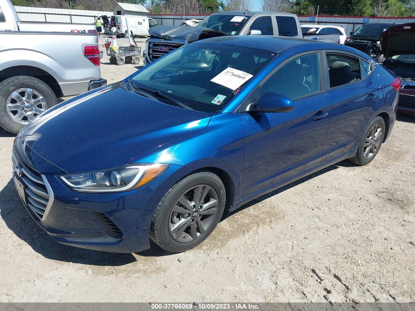 VIN 5NPD84LF0JH233902 2018 HYUNDAI ELANTRA SEL