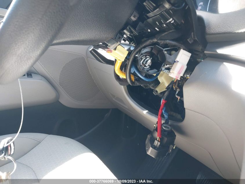VIN 5NPD84LF0JH233902 2018 HYUNDAI ELANTRA SEL