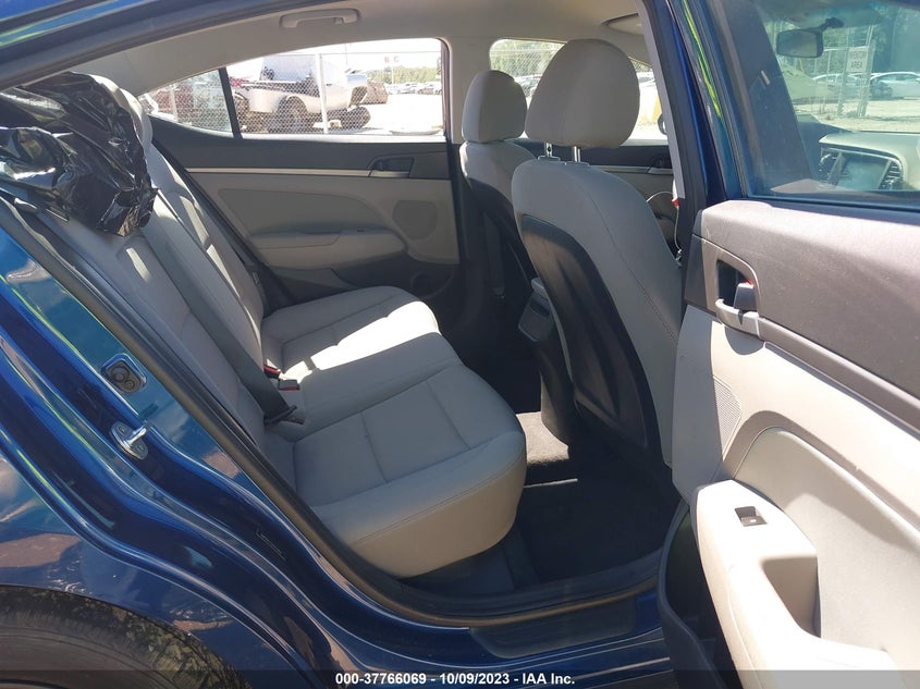 VIN 5NPD84LF0JH233902 2018 HYUNDAI ELANTRA SEL