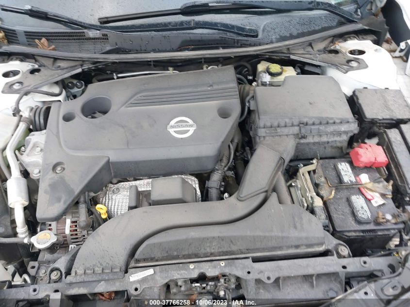 2015 NISSAN ALTIMA 2.5 SV - 1N4AL3AP8FC277159