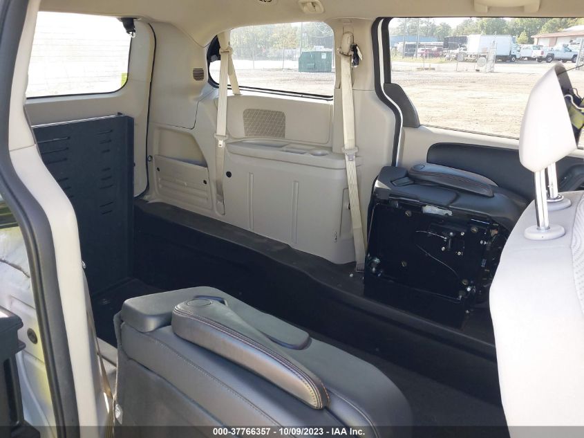 2019 DODGE GRAND CARAVAN SE - 2C7WDGBG2KR803082