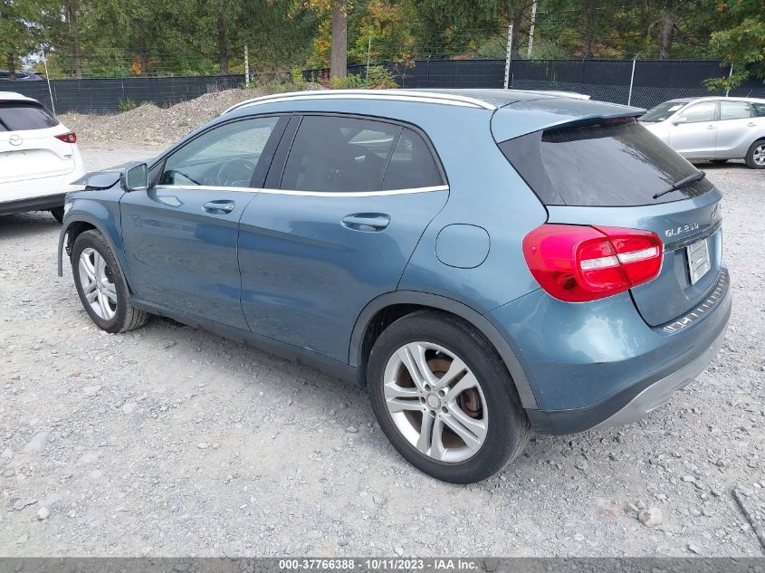2015 MERCEDES-BENZ GLA 250 - WDCTG4GBXFJ059755