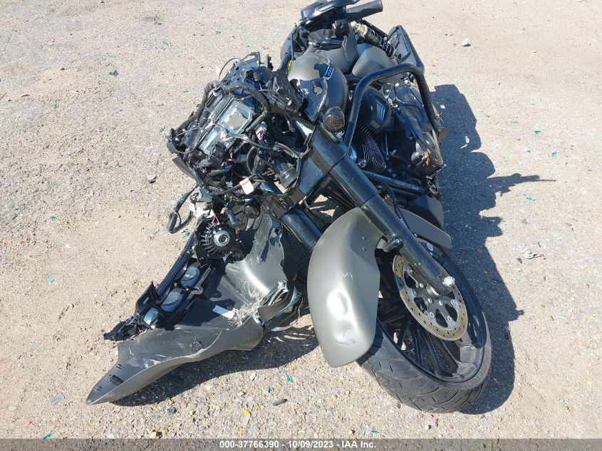 2019 HARLEY-DAVIDSON FLHXS - 1HD1KRP11KB675542