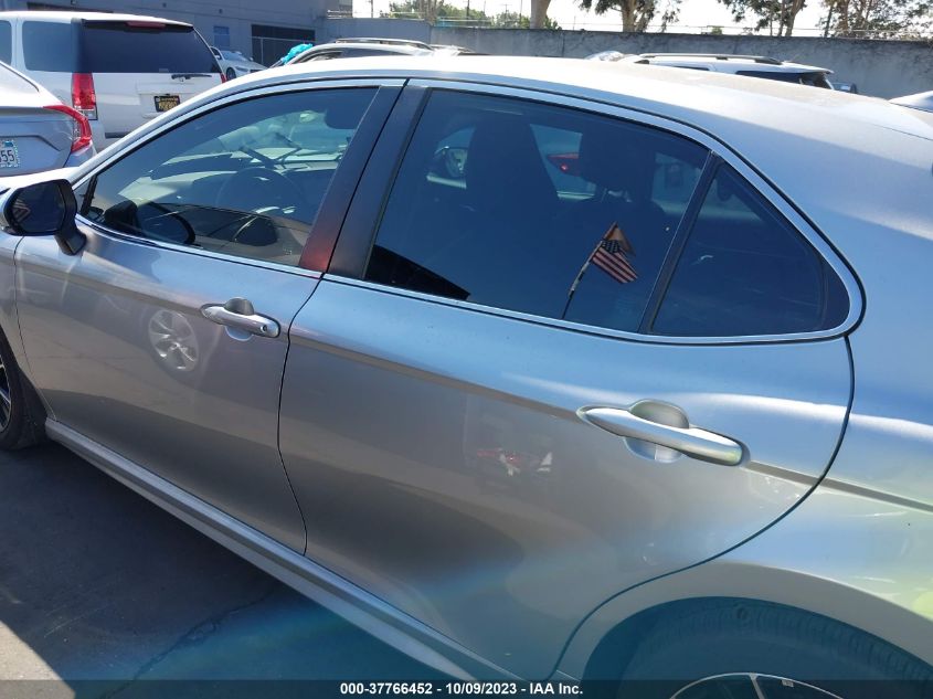 2022 TOYOTA CAMRY SE - 4T1T11AK0NU661474