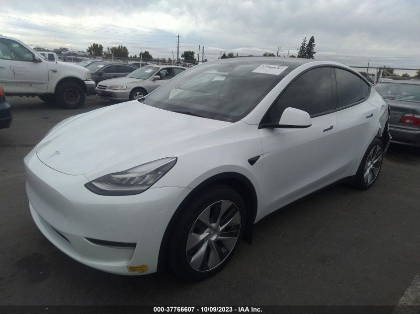 2021 TESLA MODEL Y - 5YJYGDEE6MF198939