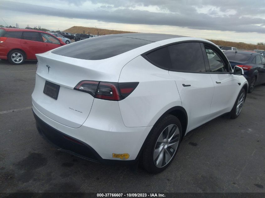 2021 TESLA MODEL Y - 5YJYGDEE6MF198939