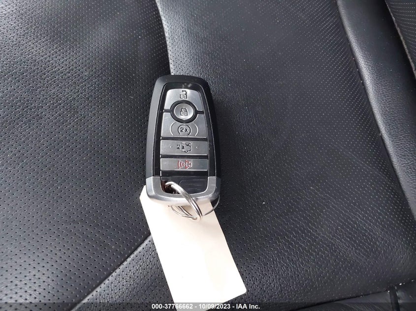 VIN 2FMPK4K81HBB42043 2017 FORD EDGE TITANIUM