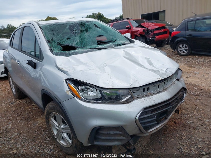VIN KL7CJNSB1JB509409 2018 CHEVROLET TRAX LS