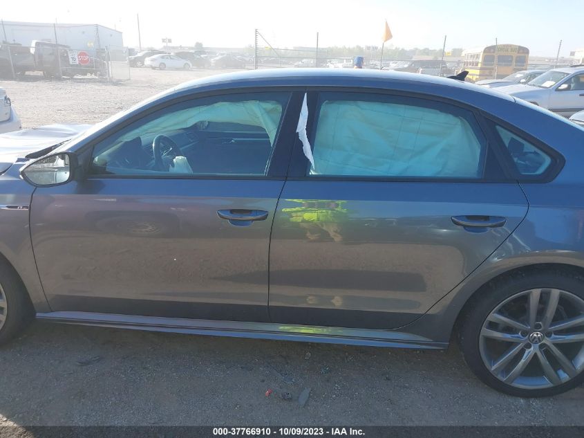 2018 VOLKSWAGEN PASSAT 2.0T S/R-LINE - 1VWAA7A32JC013655