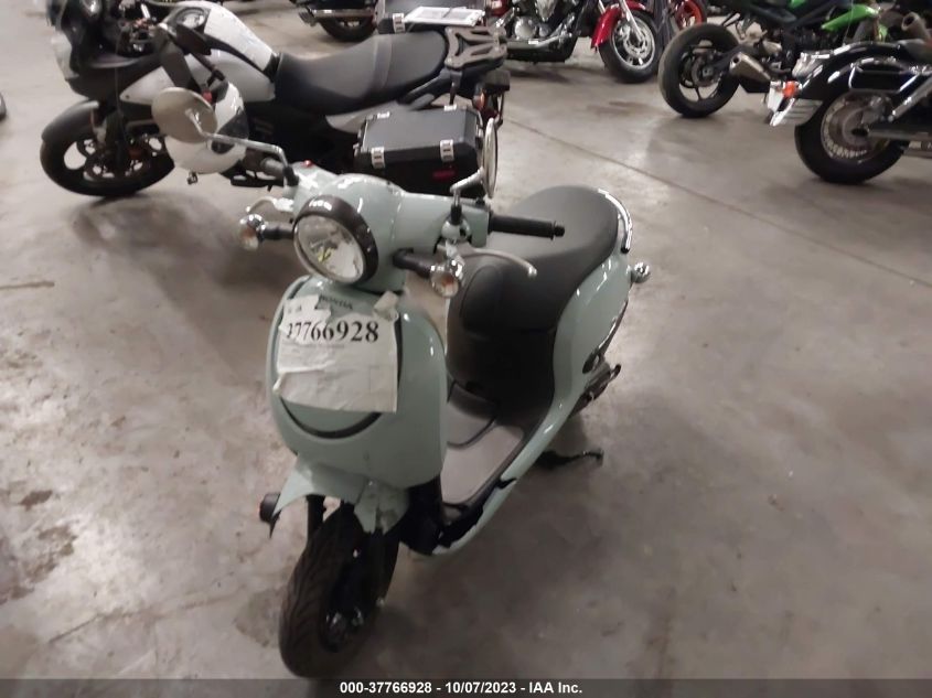 2019 HONDA NCW50 JH2AF7717KK301406
