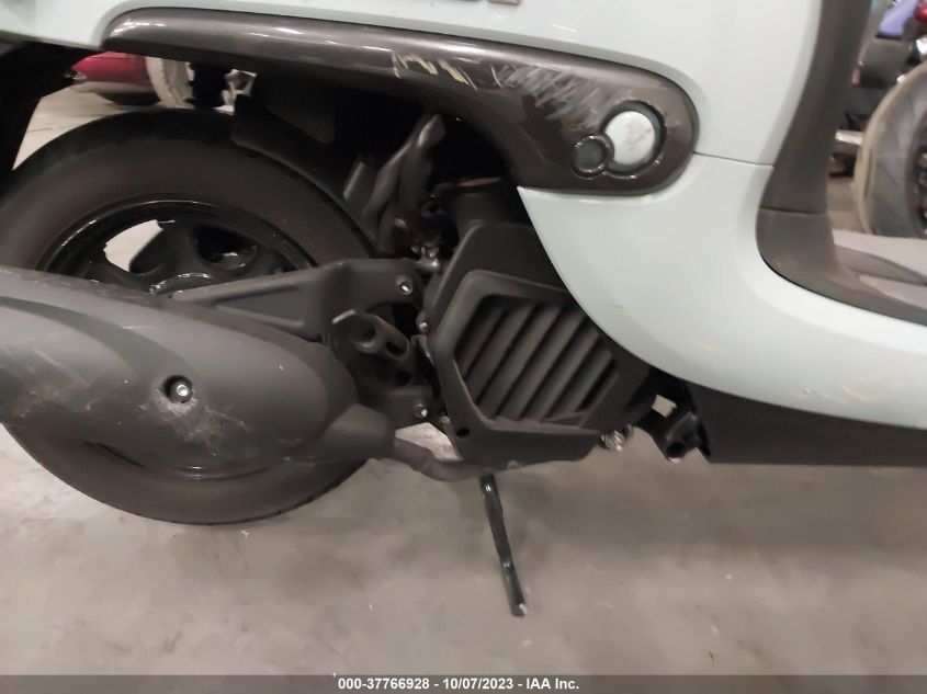2019 HONDA NCW50 JH2AF7717KK301406