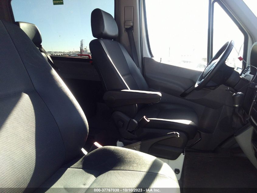 2015 MERCEDES-BENZ SPRINTER PASSENGER VANS - WDZPE8DC3FP145990