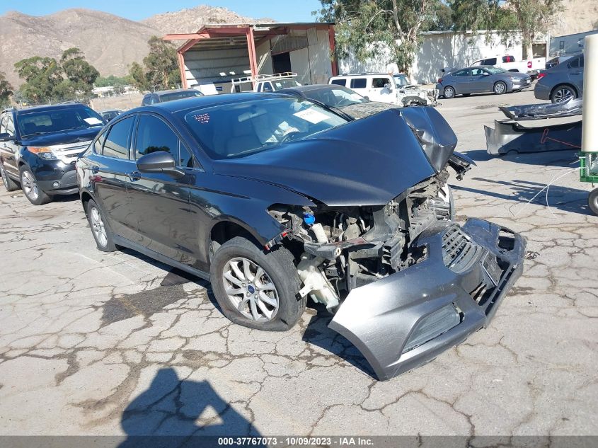 2015 FORD FUSION S - 3FA6P0G75FR297015