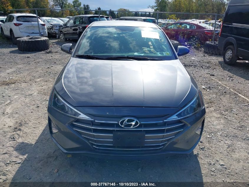 2019 HYUNDAI ELANTRA SE - 5NPD74LF9KH433777