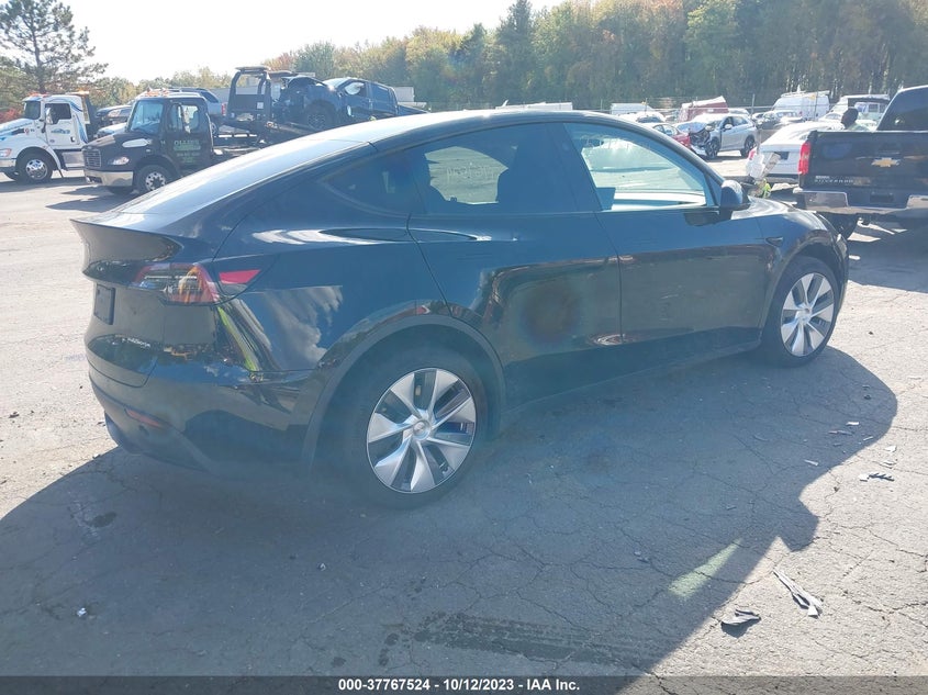 VIN 7SAYGAEE2PF832060 2023 TESLA MODEL Y LONG RANGE