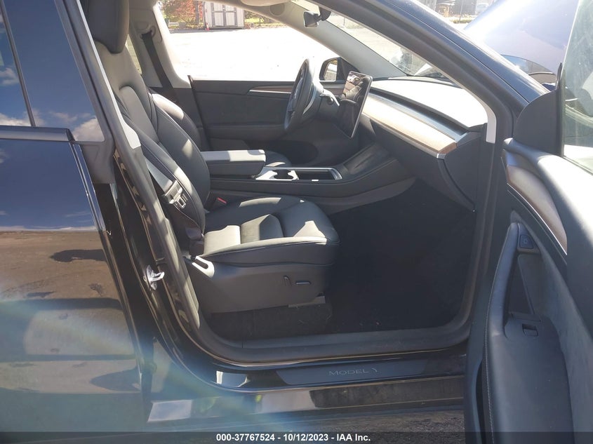 VIN 7SAYGAEE2PF832060 2023 TESLA MODEL Y LONG RANGE