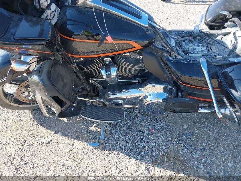2022 HARLEY-DAVIDSON FLTRK 1HD1KZF14NB657722