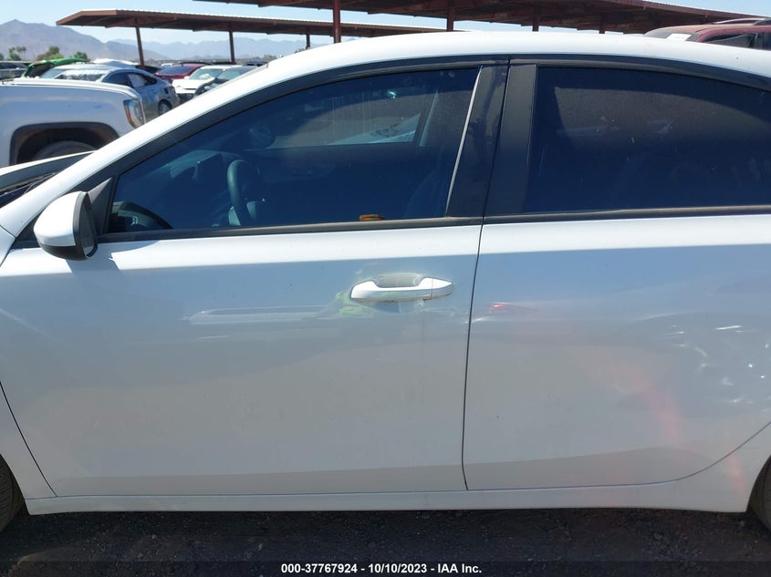 VIN 3KPF24AD4NE460242 2022 KIA FORTE FE/LXS