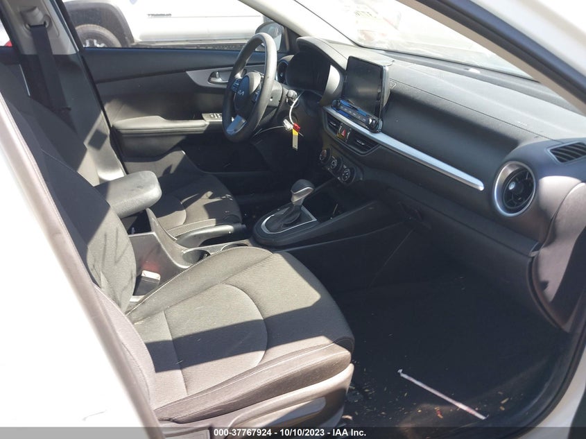 VIN 3KPF24AD4NE460242 2022 KIA FORTE FE/LXS