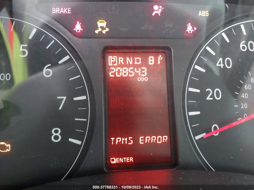 2016 NISSAN NVP S/SV 5BZBF0AA6GN851442