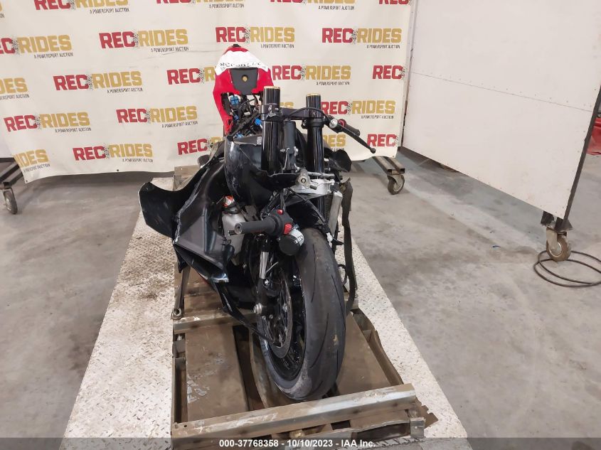 2023 SUZUKI GSX-R1000 - JS1DM11B5P7100053