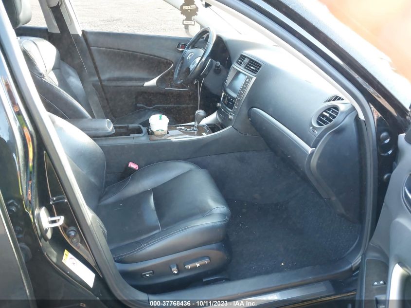 2013 LEXUS IS 250 - JTHCF5C26D5060832